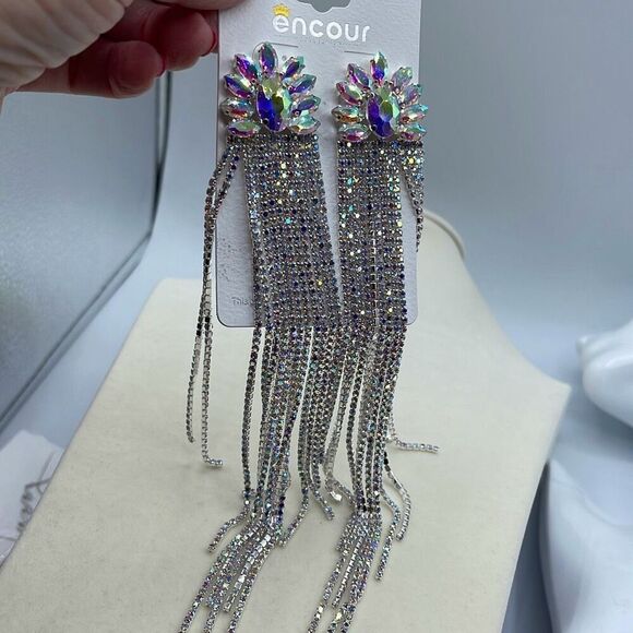 NEW Encour 8” AB silver fringe earrings.Special event - Picture 4 of 9